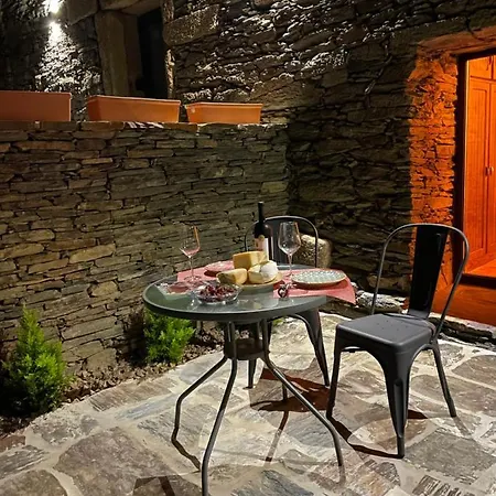 Castas Do Douro Villa Tabuaco Exterior photo